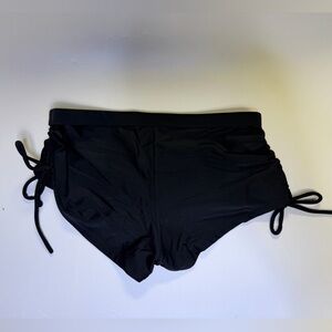 Arizona Jean Company Black Women's Athletic Shorts